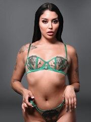 Vanessa Sky
